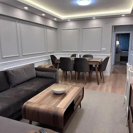 Besiktas'ta Merkezi Lokasyon Ve Sessiz Sakin Bir Ortam Apartament Stambuł